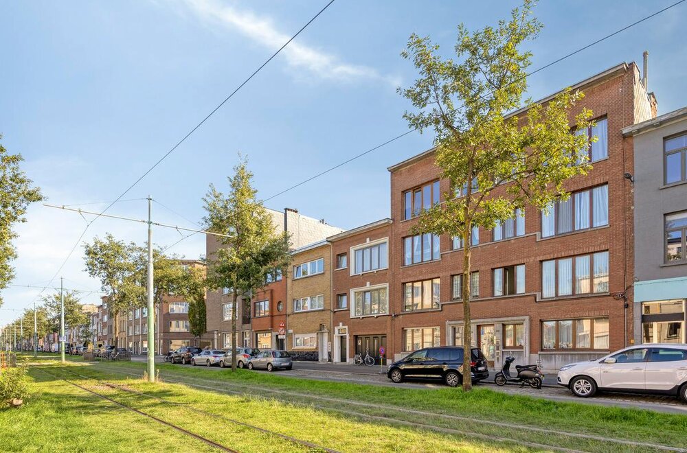 appartement-met-2-slaapkamers-en-terras-te-koop-in-wilrijk012.jpg
