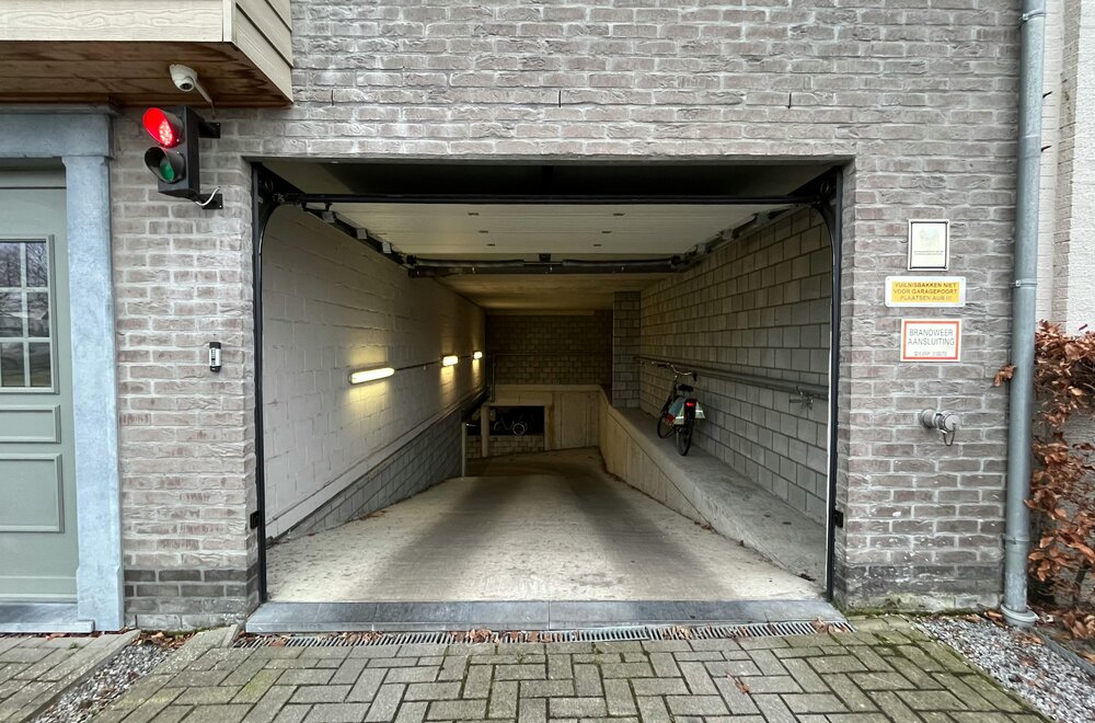 vlot-toegankelijke-parkeerplaats-berging-in-rijkevorsel002.jpg