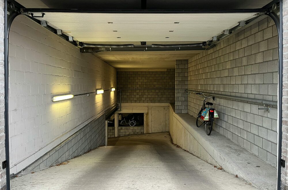 vlot-toegankelijke-parkeerplaats-berging-in-rijkevorsel003.jpg