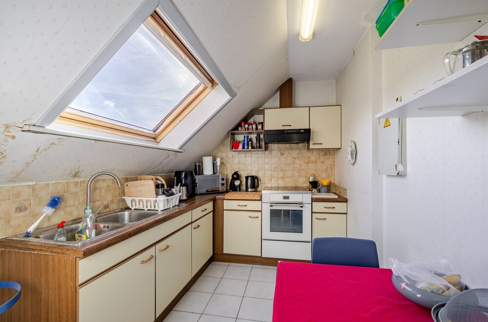 appartement-op-de-tweede-verdieping-met-twee-slaapkamers-en-garage004.jpg