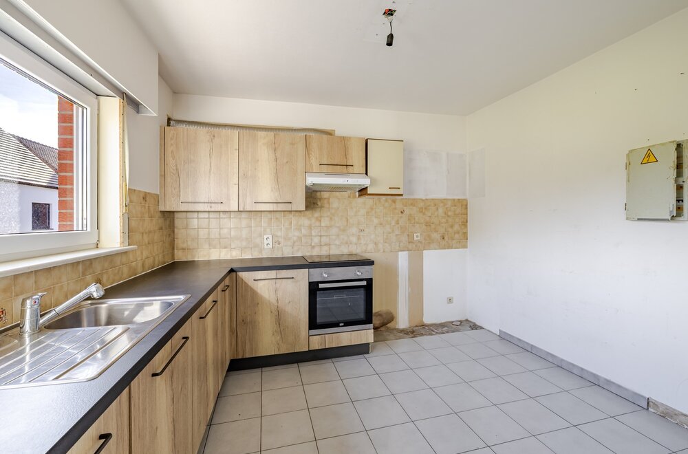 appartement-op-de-eerste-verdieping-met-twee-slaapkamers-en-garage010.jpg