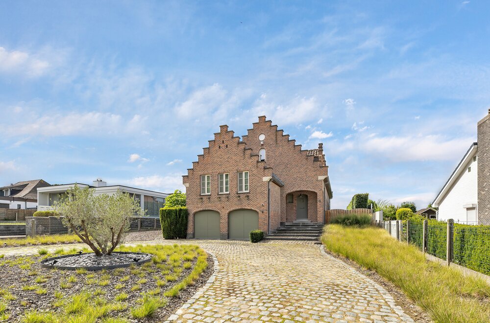 instapklare-goed-onderhouden-villa-op-gunstige-locatie003.jpg
