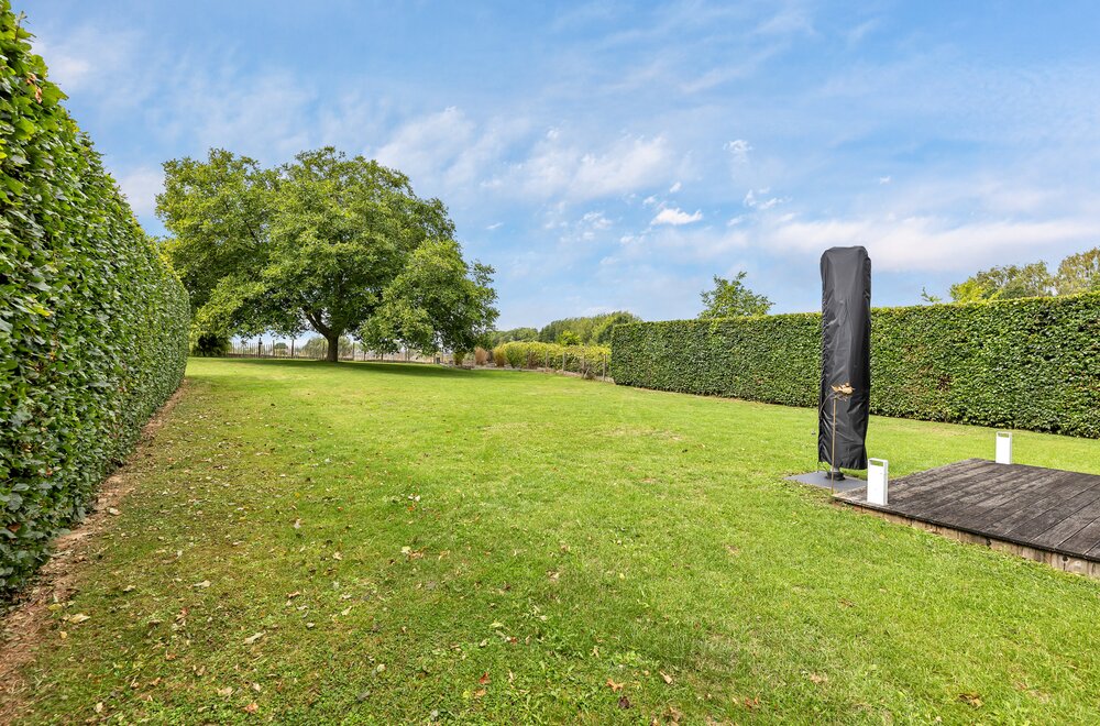 instapklare-goed-onderhouden-villa-op-gunstige-locatie008.jpg