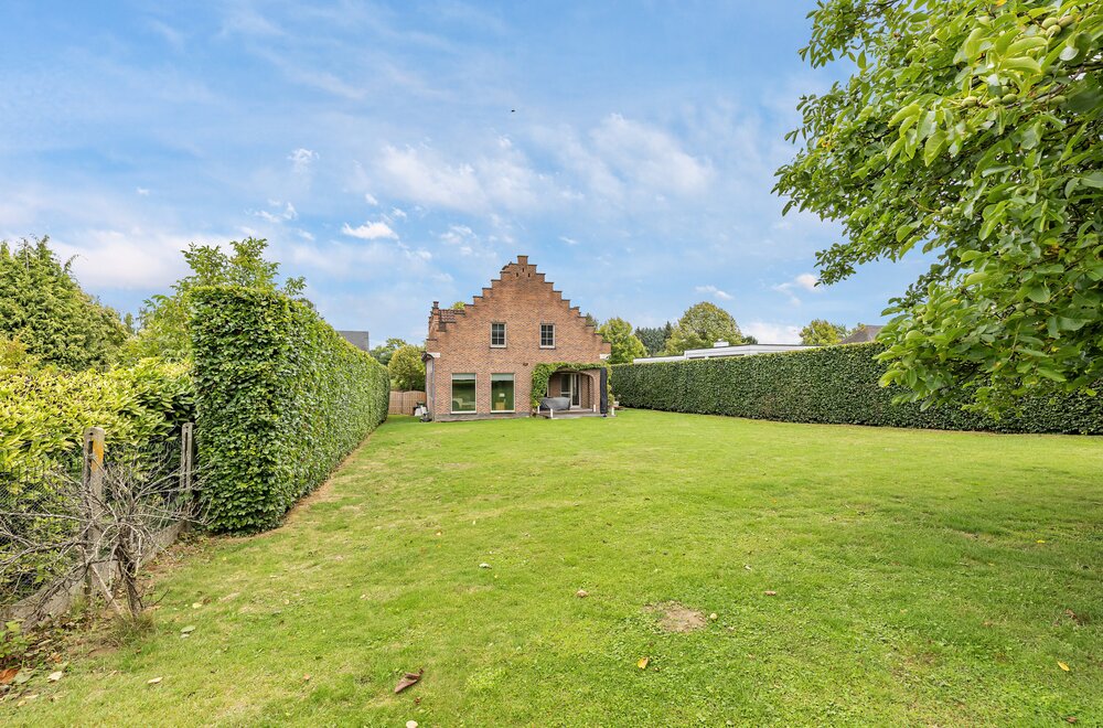 instapklare-goed-onderhouden-villa-op-gunstige-locatie009.jpg