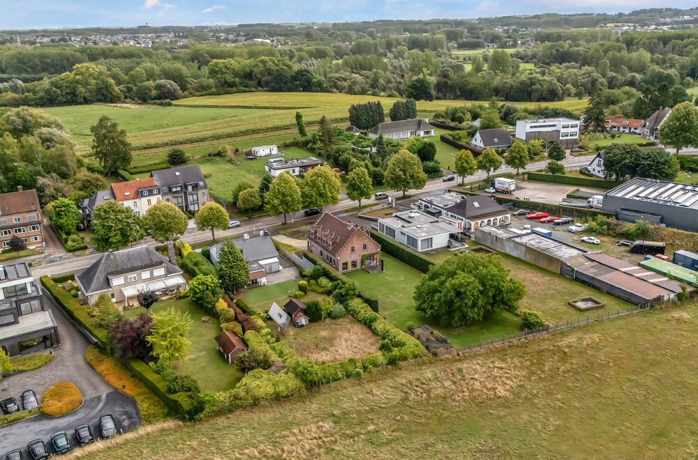 instapklare-goed-onderhouden-villa-op-gunstige-locatie010.jpg