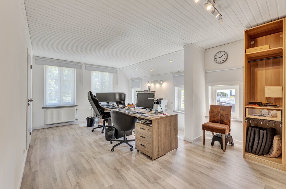 instapklare-goed-onderhouden-villa-op-gunstige-locatie022.jpg