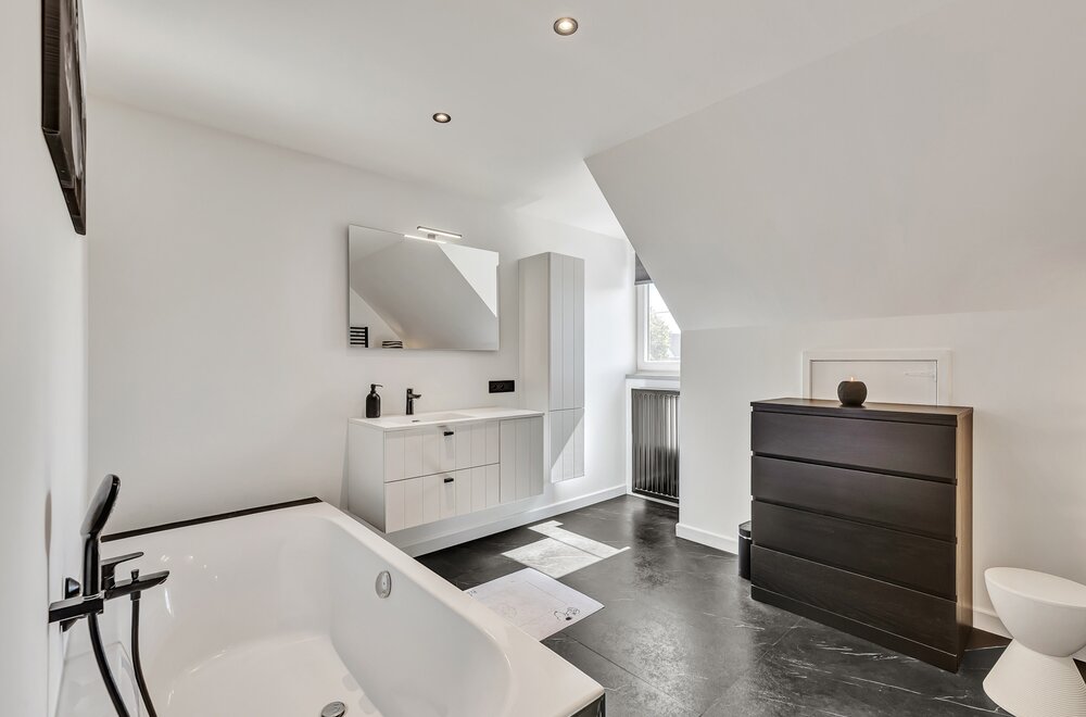instapklare-goed-onderhouden-villa-op-gunstige-locatie031.jpg