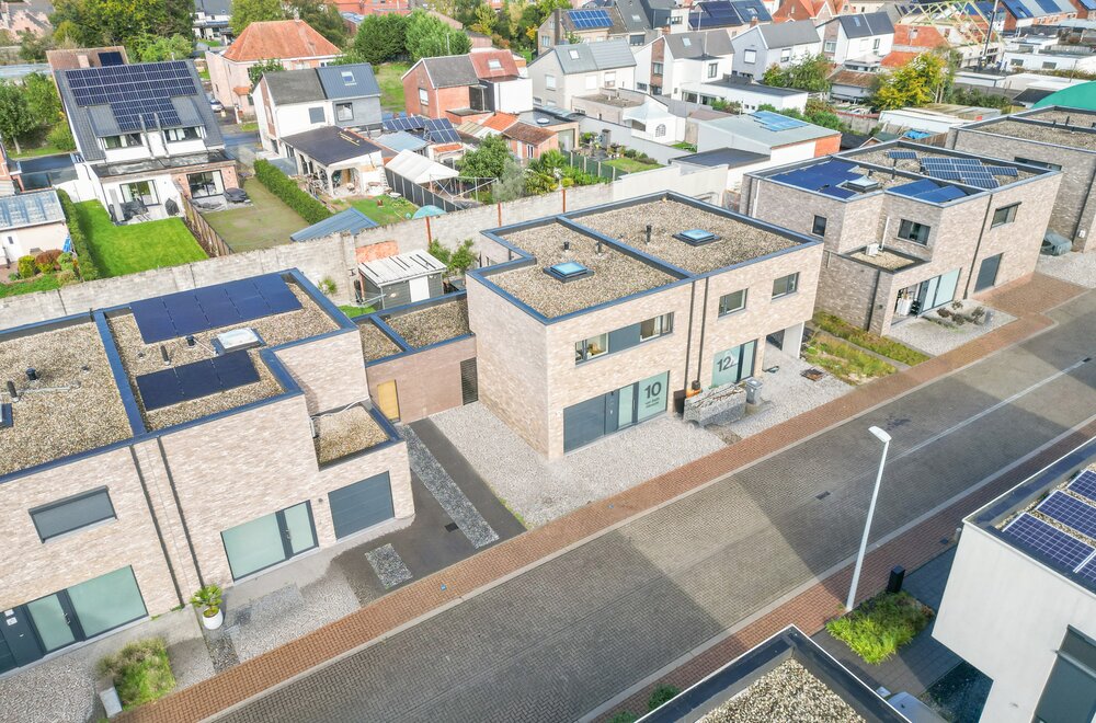 recente-woning-met-3-slaapkamers-en-garage-in-de-klinge002.jpg