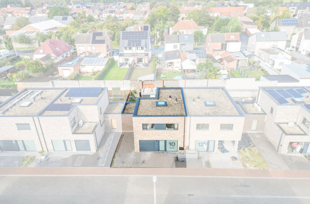 recente-woning-met-3-slaapkamers-en-garage-in-de-klinge018.jpg
