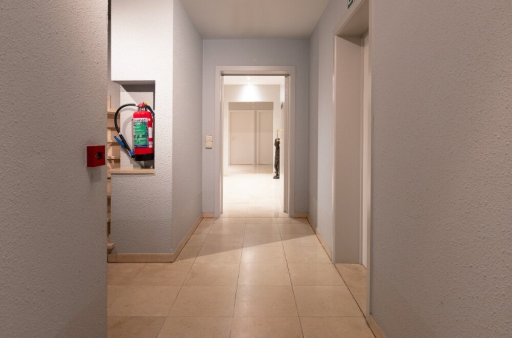 ruim-en-lichtrijk-kantoor-met-tal-van-mogelijkheden-op-vlot-bereikbare-locatie002.jpg