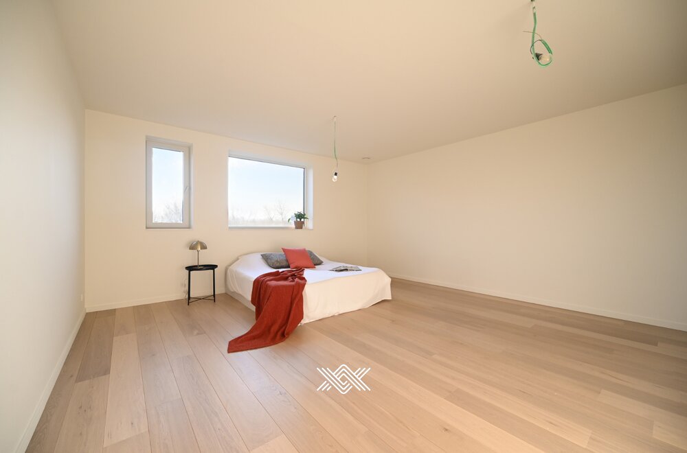 woning-met-vier-slaapkamers-zonneterras-en-tuin015.jpg