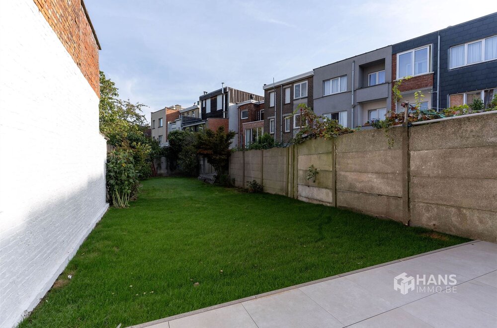 volledig-gerenoveerd-gelijkvloersappartement-76-m-met-tuin-153-m-in-deurne023.jpg