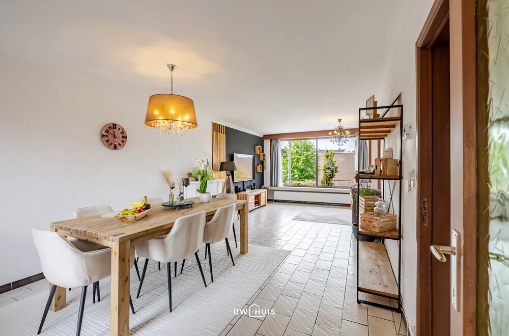 ruimte-woning-met-3-slaapkamers-terras-en-grote-tuin003.jpg