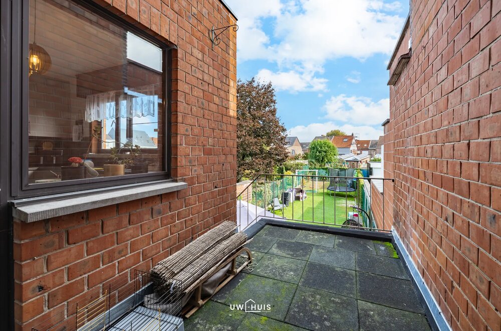 ruimte-woning-met-3-slaapkamers-terras-en-grote-tuin013.jpg