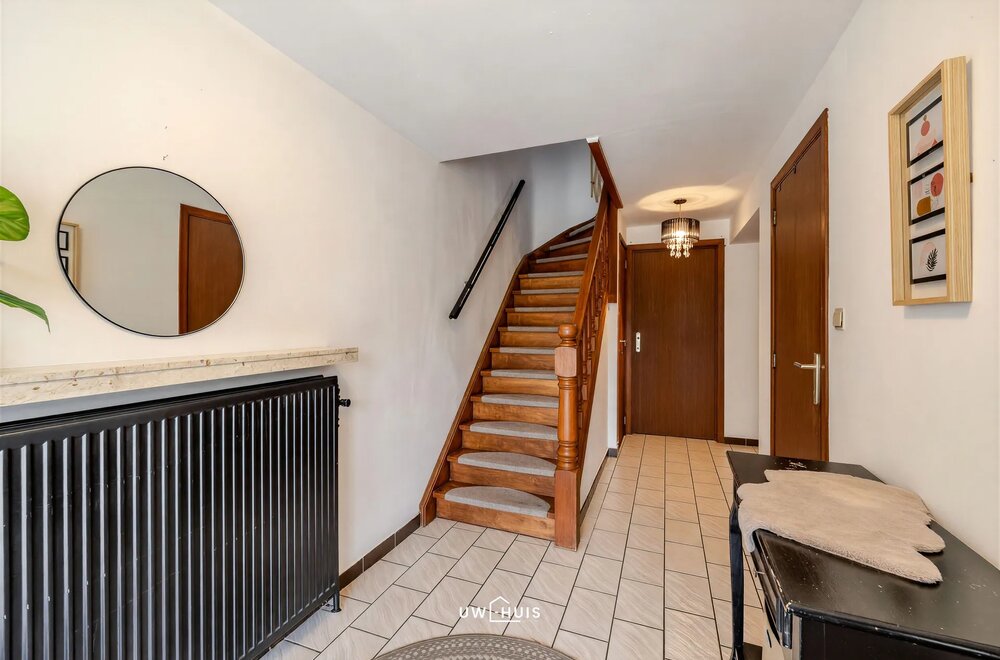 ruimte-woning-met-3-slaapkamers-terras-en-grote-tuin014.jpg