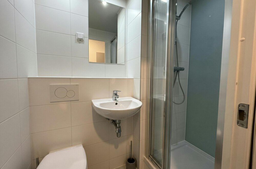 studentenkamer-te-koop-op-toplocatie-te-antwerpen005.jpg