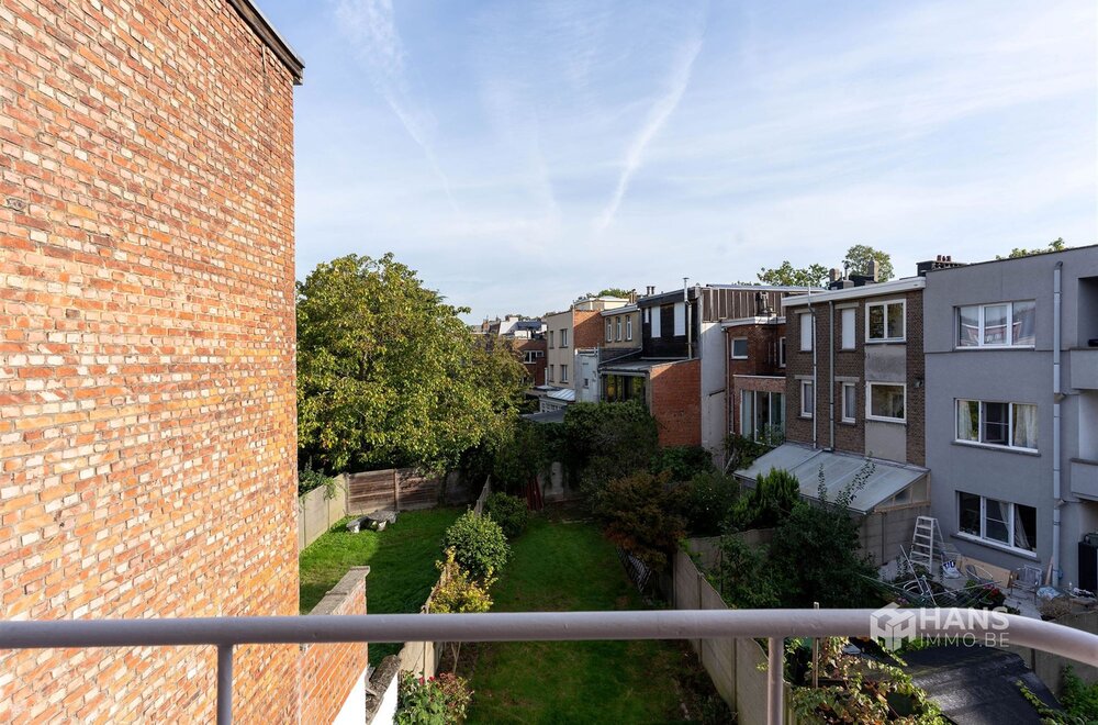 volledig-gerenoveerd-appartement-88-m-met-2-slaapkamers-en-terras-in-deurne021.jpg