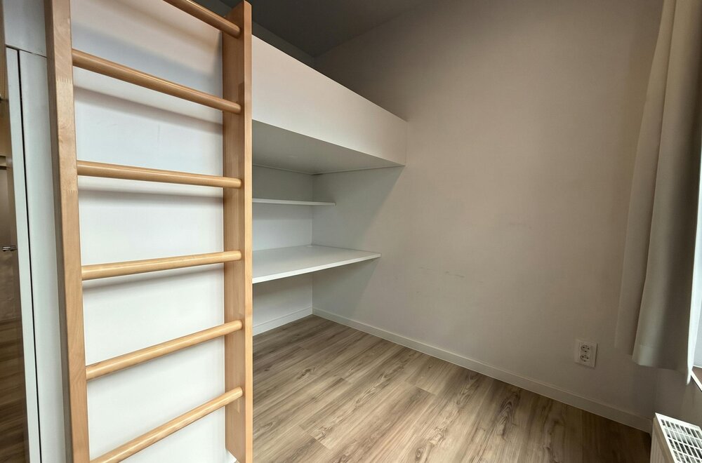 studentenkamer-te-koop-op-toplocatie-te-antwerpen003.jpg