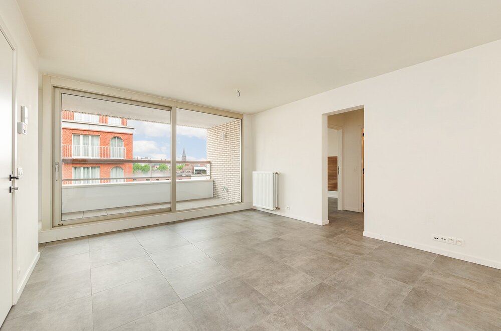 recent-1-slaapkamer-appartement-met-terras-vlakbij-park-spoor-noord003.jpg