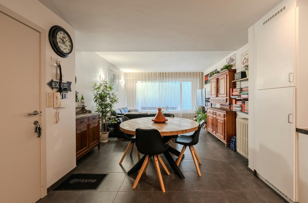 gelijkvloers-appartement-met-parkzicht-te-oostende010.jpg