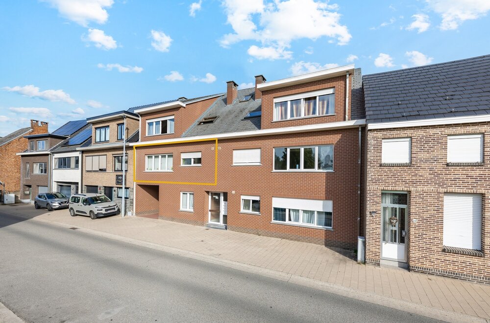 appartement-op-de-eerste-verdieping-met-drie-slaapkamers-en-garage016.jpg
