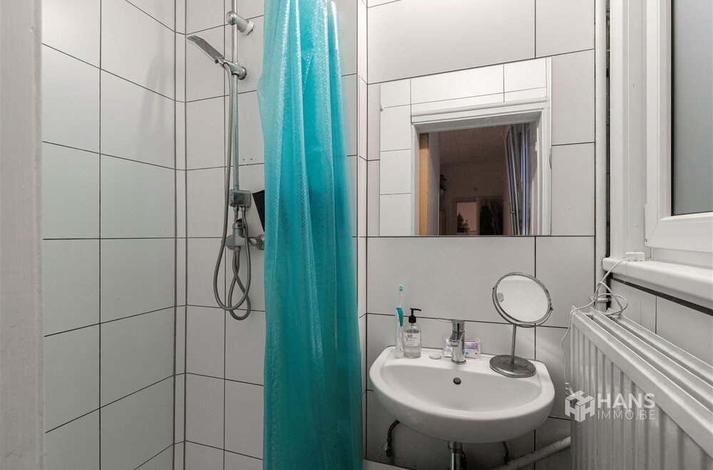 gelijkvloersappartement-61-m-met-1-slaapkamer-en-buitenruimte-20-m-in-antwerpen010.jpg