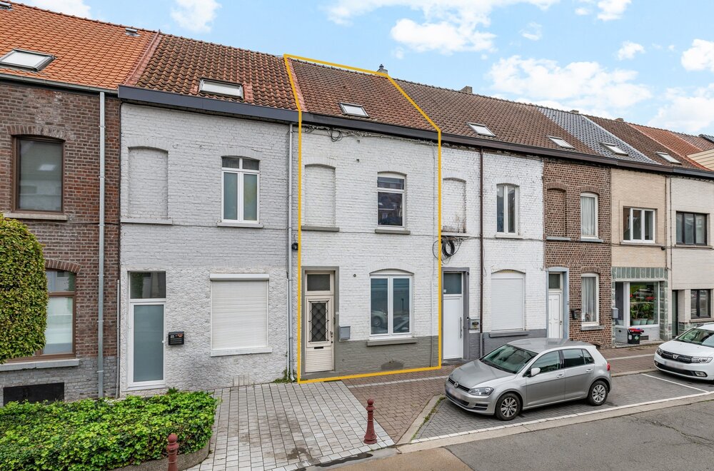 gunstig-gelegen-rijwoning-met-4-slaapkamers001.jpg