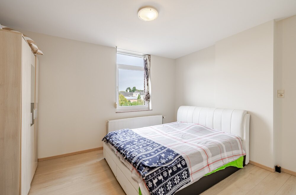 gunstig-gelegen-rijwoning-met-4-slaapkamers009.jpg