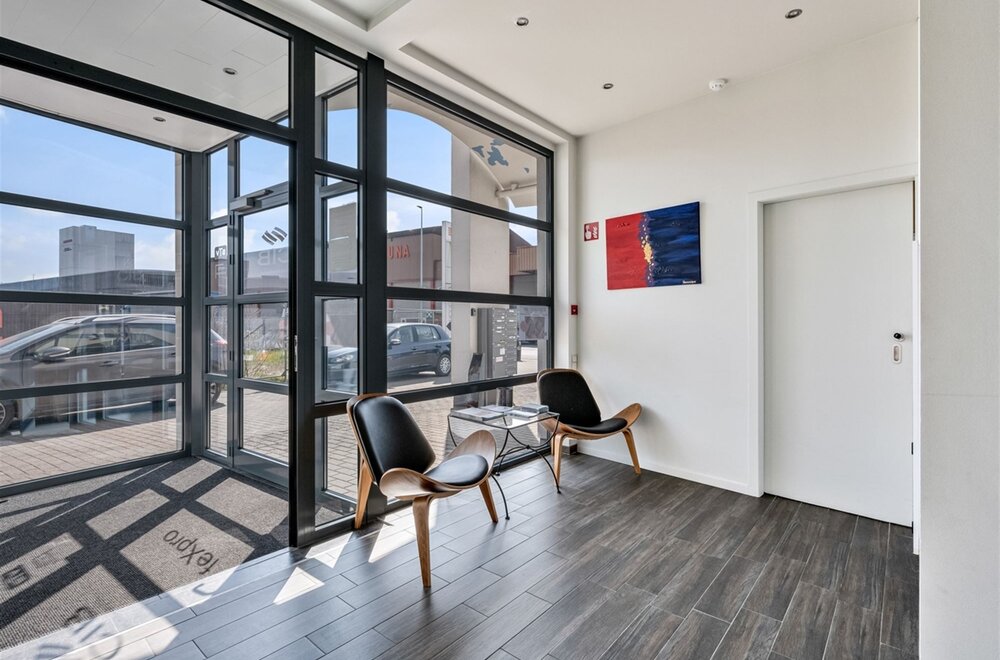 nieuwe-prijs-instapklaar-kantorencomplex-op-toplocatie-ten-zuiden-van-gent014.jpg