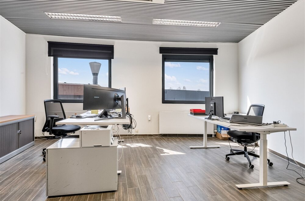 nieuwe-prijs-instapklaar-kantorencomplex-op-toplocatie-ten-zuiden-van-gent028.jpg