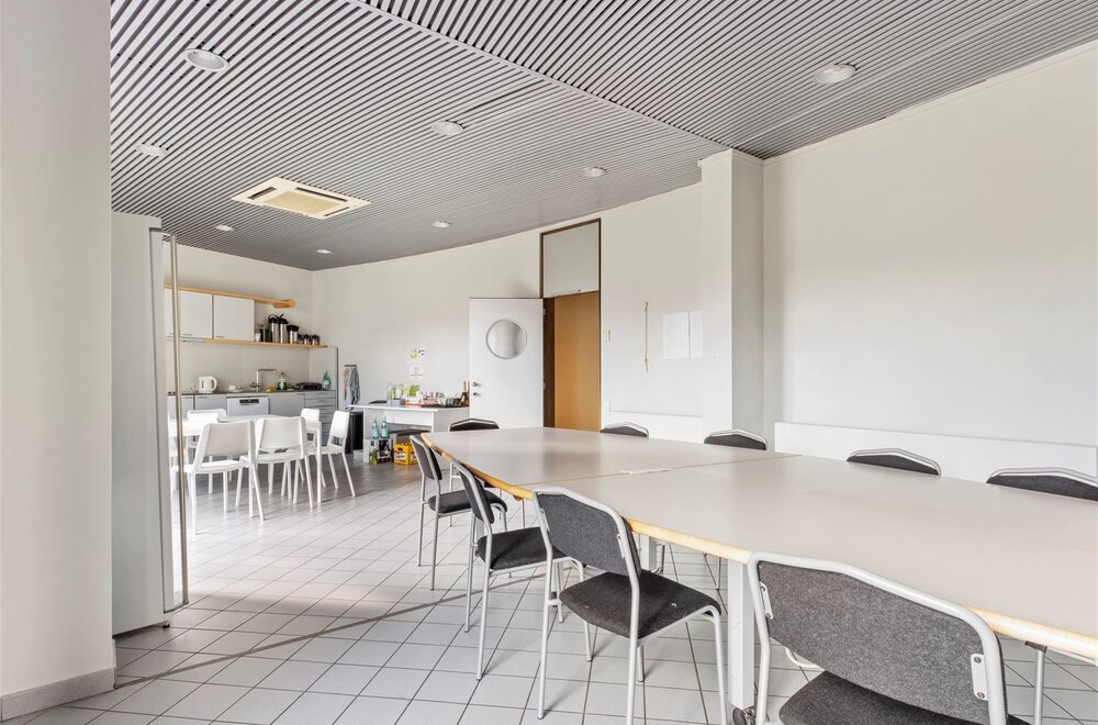 nieuwe-prijs-instapklaar-kantorencomplex-op-toplocatie-ten-zuiden-van-gent030.jpg