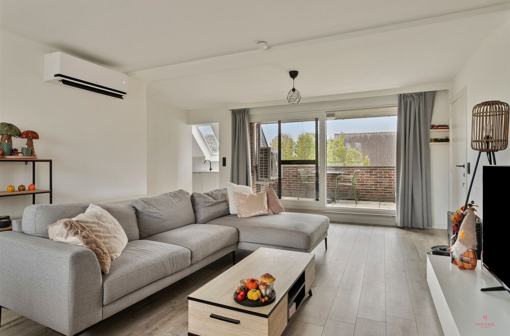 duplex-appartement-met-drie-slaapkamers-in-centrum-olsene001.jpg