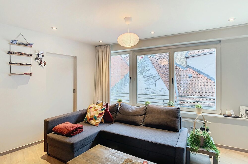 appartement-met-1-slaapkamer-en-terras-te-koop-in-brugge001.jpg
