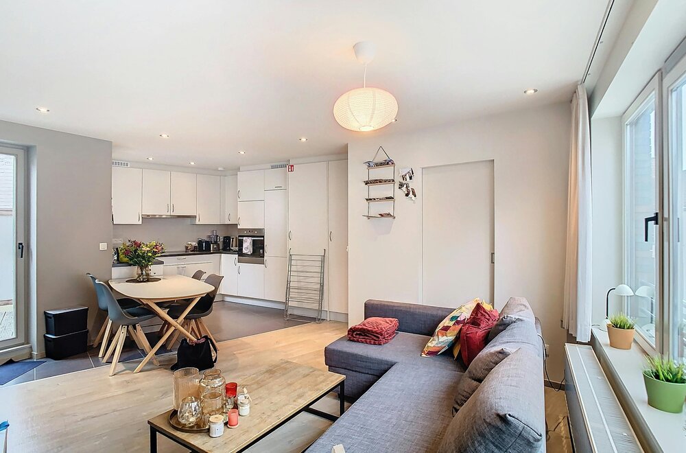 appartement-met-1-slaapkamer-en-terras-te-koop-in-brugge002.jpg
