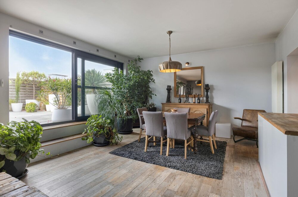 wellness-met-woonst-shop-en-panoramisch-terras-in-brugge012.jpg