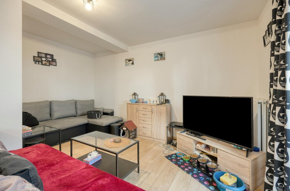 grote-studio-te-koop-met-aparte-slaapruimte-in-het-centrum-005.jpg
