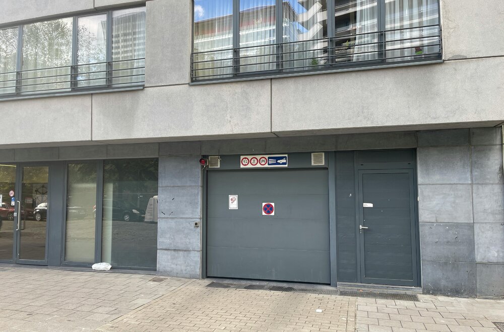 parking-in-de-helihavenlaan-48003.jpg