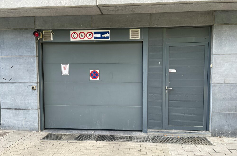 parking-in-de-helihavenlaan-48004.jpg