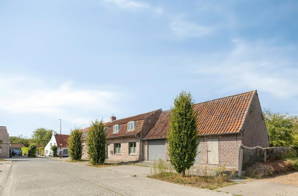 parel-vol-authenticiteit-in-centrum-hansbeke002.jpg
