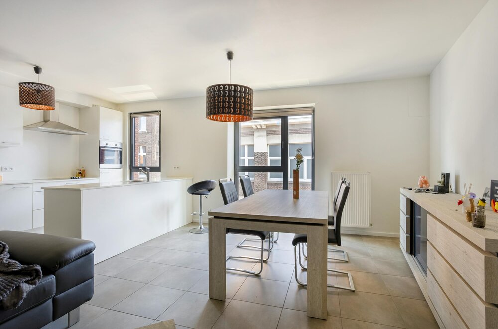 recent-instapklaar-appartement-met-2-slaapkamers-in-boom006.jpg