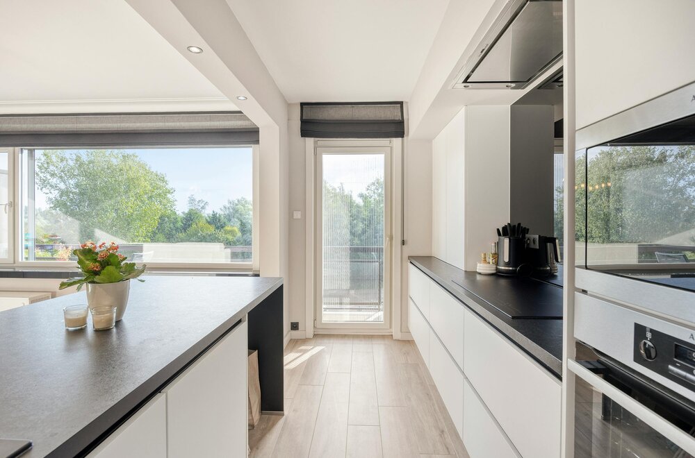 gerenoveerd-appartement-te-koop-in-burcht001.jpg