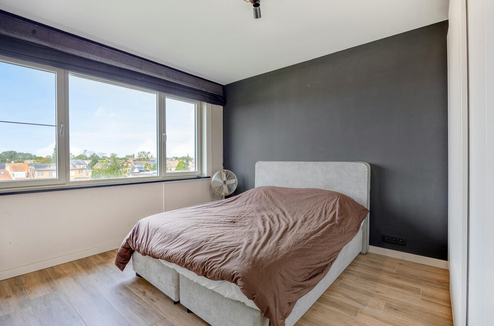 gerenoveerd-appartement-te-koop-in-burcht009.jpg