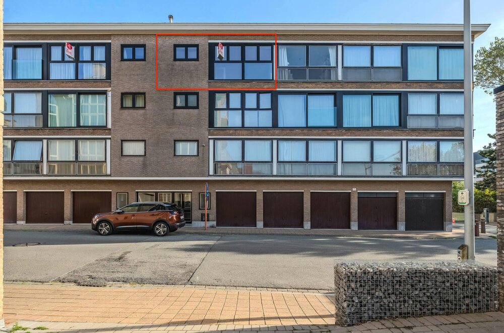 gerenoveerde-studio-gelegen-te-centrum-middelkerke001.jpg