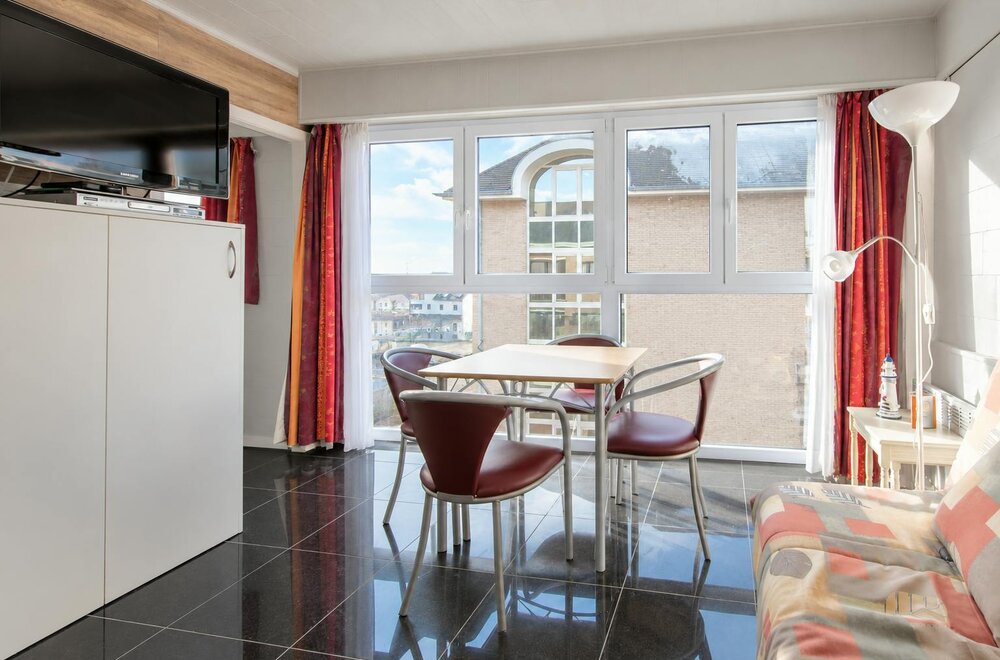 gerenoveerde-studio-gelegen-te-centrum-middelkerke004.jpg