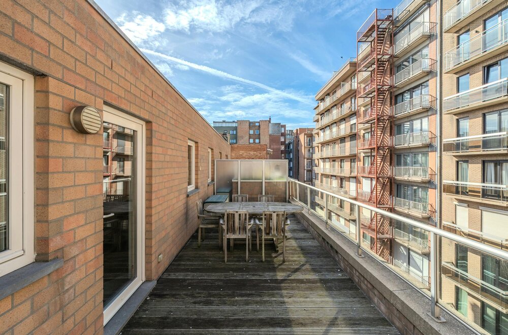lichtrijk-duplexappartement-met-ruime-terrassen-015.jpg