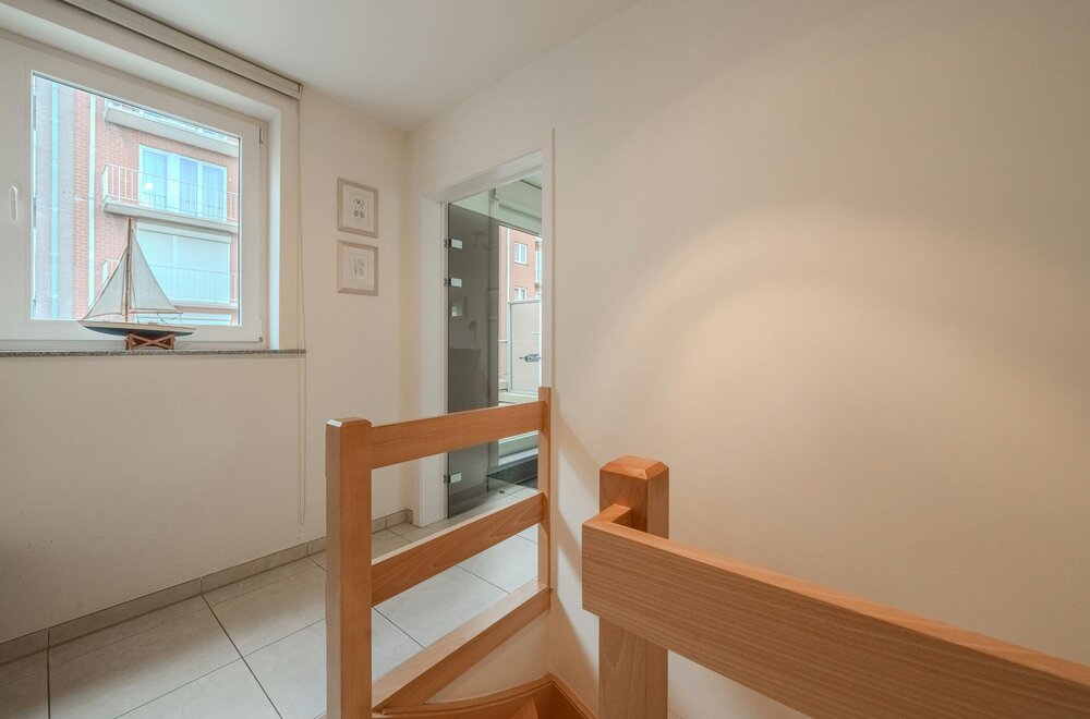 lichtrijk-duplexappartement-met-ruime-terrassen-021.jpg