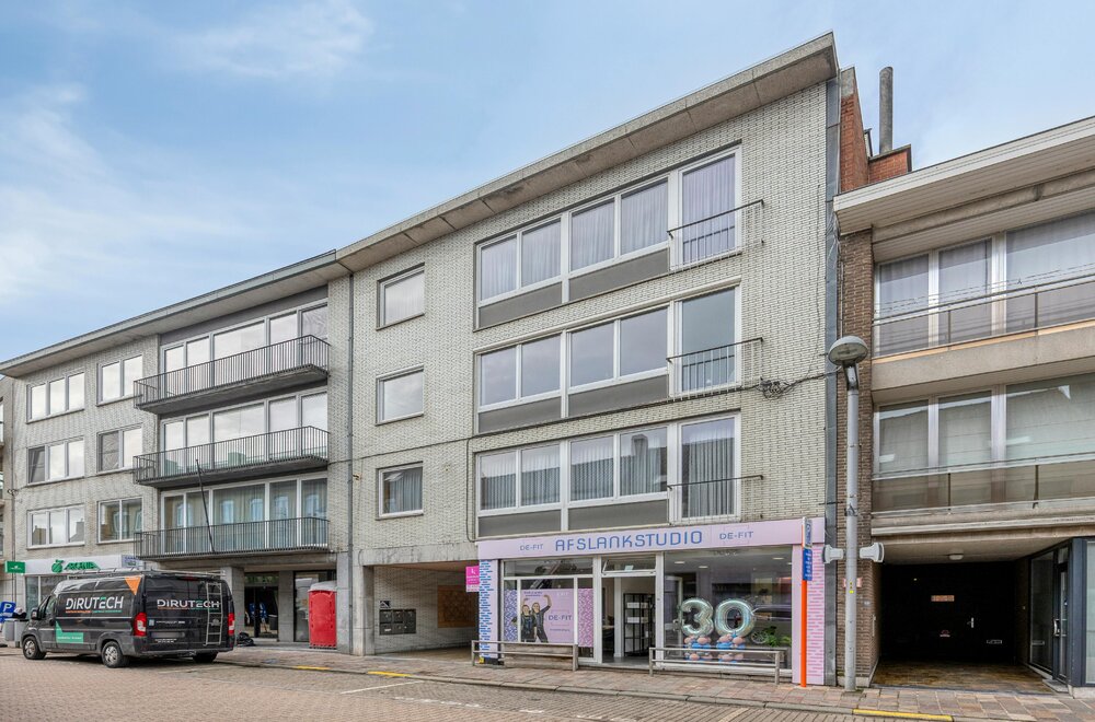 handelspand-met-appartement-te-koop-in-tielt002.jpg