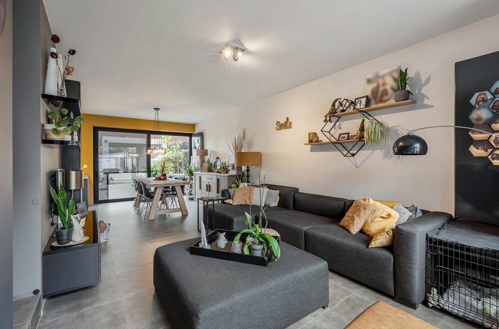 instapklaar-104-m-3-kamers-zuidgerichte-stadstuin-priv-parking-met-laadpaal011.jpg