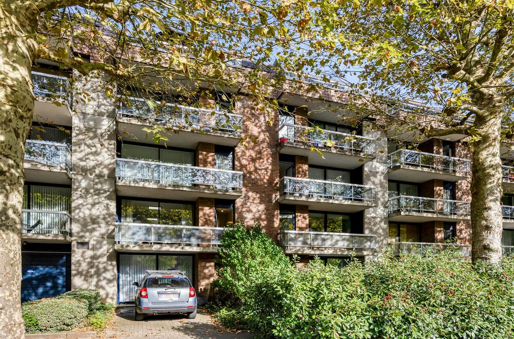 2-slaapkamerappartement-met-terras-en-garage-in-laken014.jpg