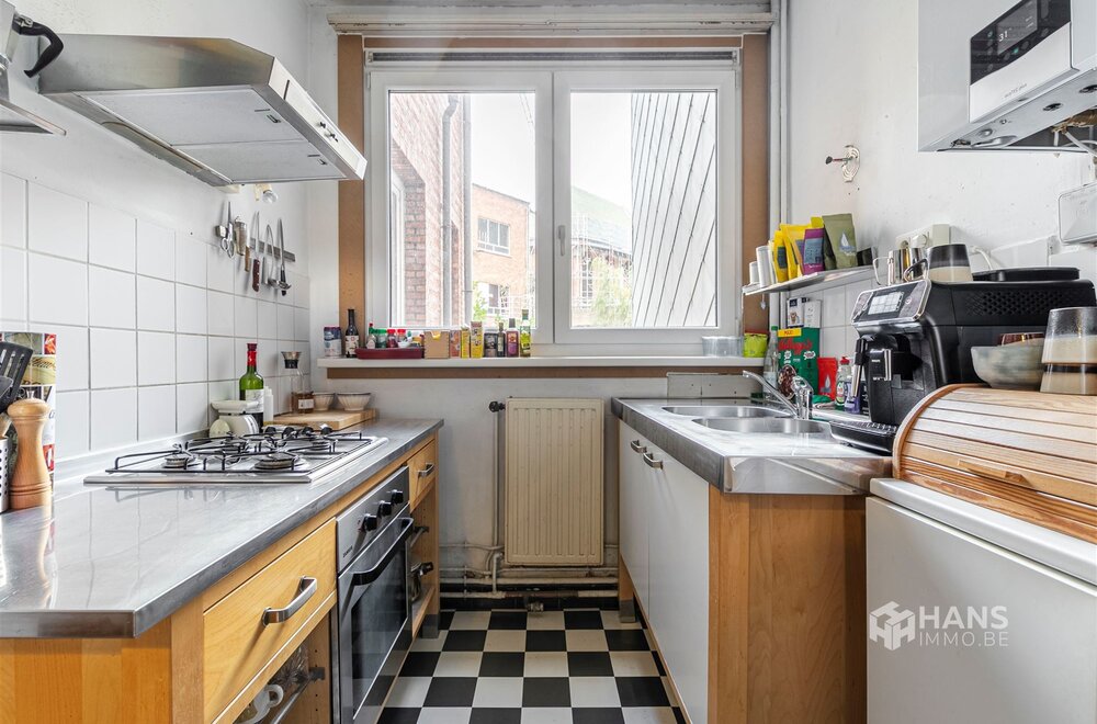 charmant-appartement-67-m-met-1-slaapkamer-in-antwerpen-2060-003.jpg